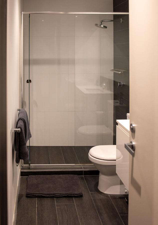 Modern Quiet 1 & 2 Bed Apt Opposite Albert Park Melburne Exterior foto