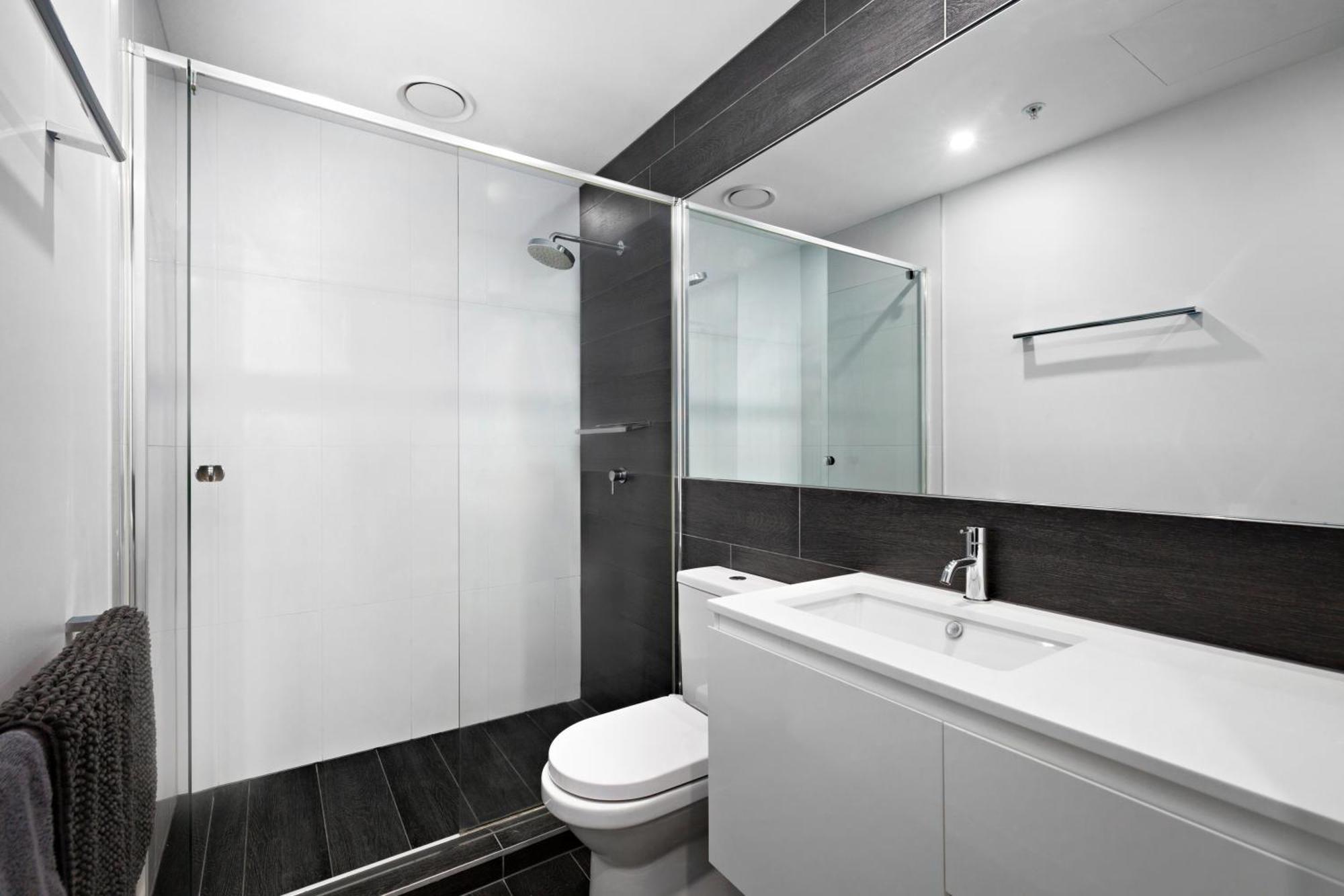 Modern Quiet 1 & 2 Bed Apt Opposite Albert Park Melburne Exterior foto